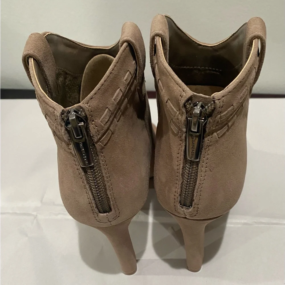 Vince Camuto Shorana Open Toe Bootie size 7